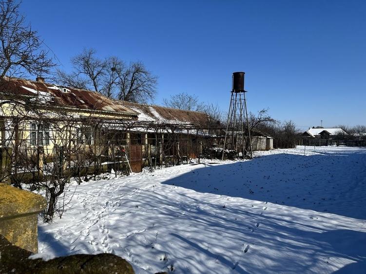 Casă cu 4 camere în Vișina