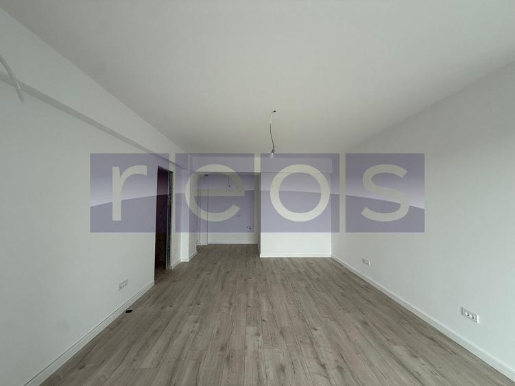 Apartament cu 2 camere semidecomandat în Sisești