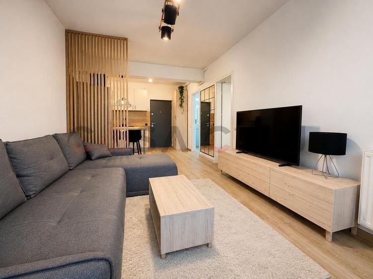 Apartament cu 2 camere semidecomandat, mobilat în Bulgaria