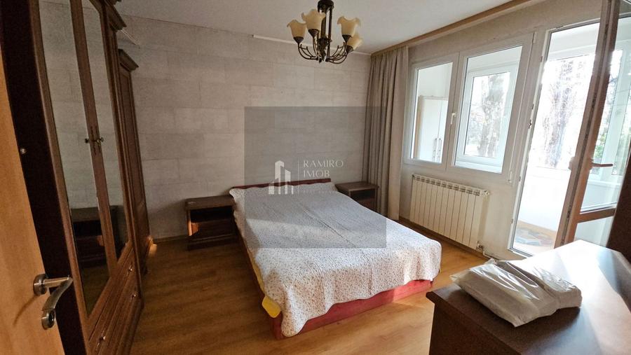 Apartament cu 3 camere decomandat în Brâncoveanu