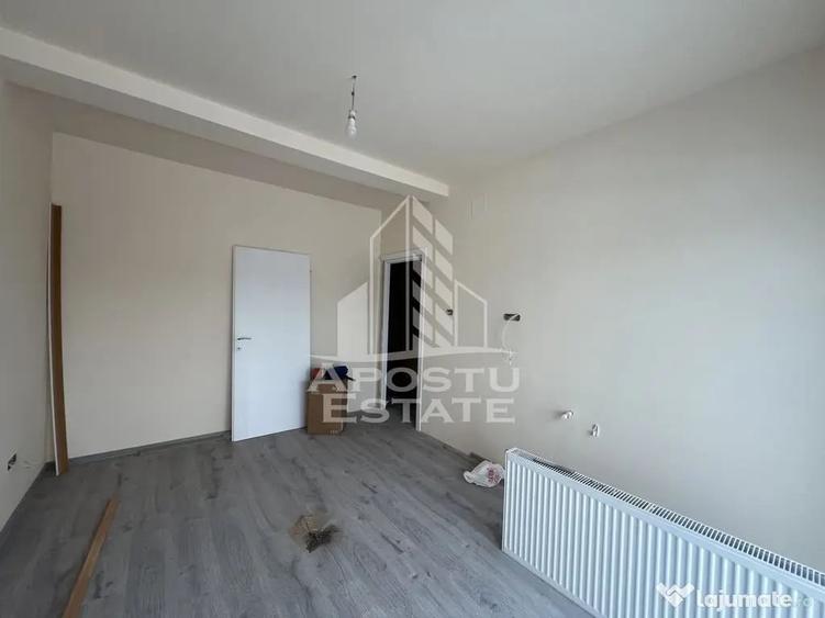 Casă cu 4 camere cu Teren 350 Mp în Moșnița Nouă