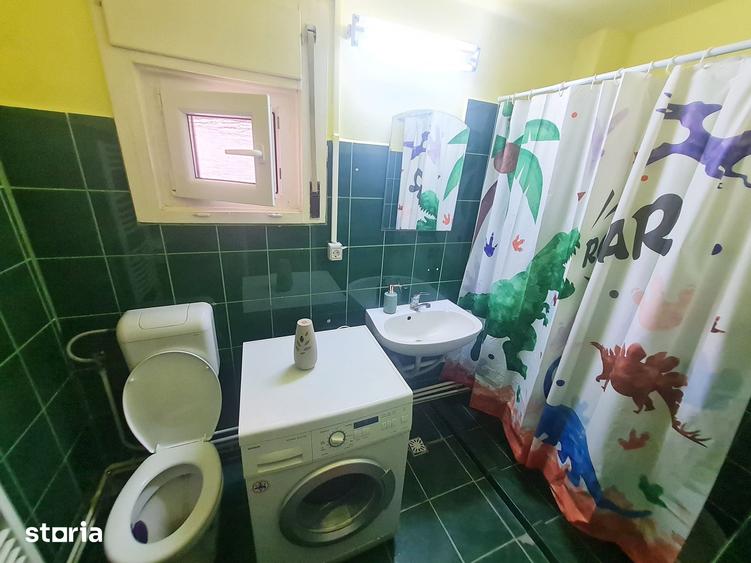 Spațiu comercial, de 40 mp, în Romanilor