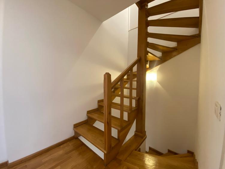 Duplex cu 5 camere cu Garaj în Floreasca