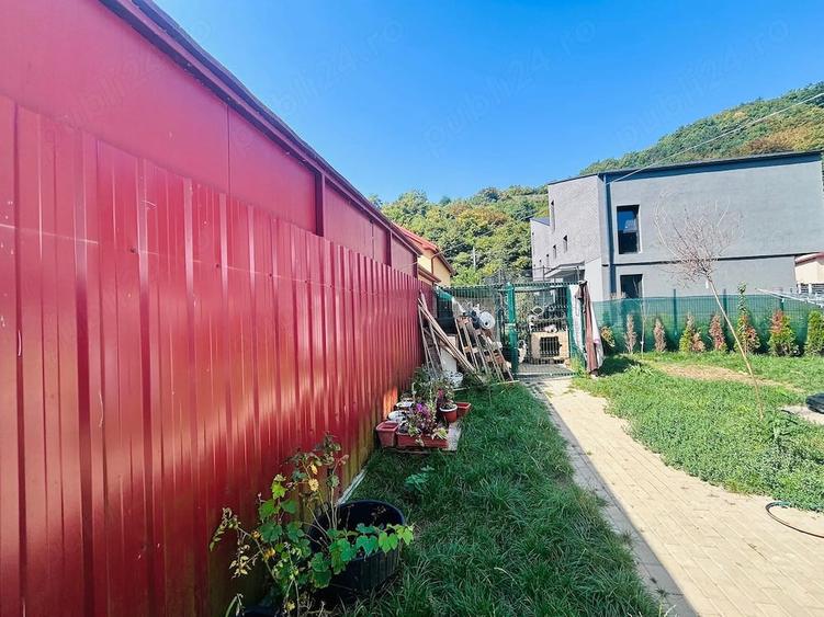 Casă cu 4 camere cu Teren 239 Mp în Central