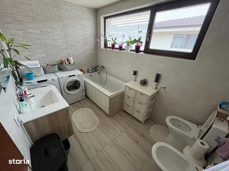 Vand casa tip duplex - 8