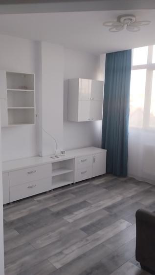 Apartament cu 2 camere decomandat în Valea Adâncă