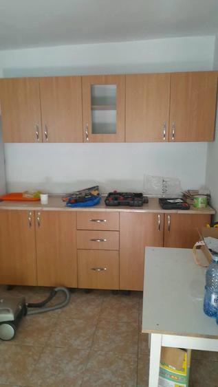 Casă cu Teren 3000 Mp în Vânători