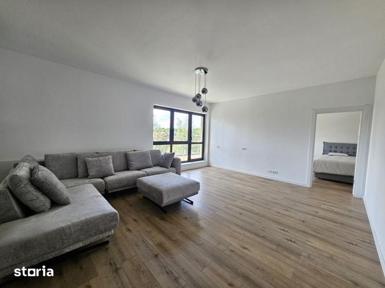 Apartament cu 4 camere în Sud — fotografia 1