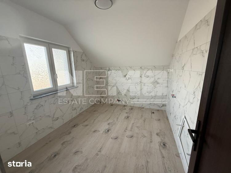 Casă cu 5 camere cu Teren 500 Mp în Central