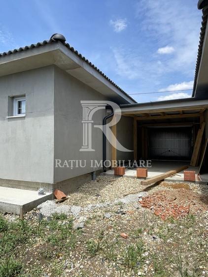 Casă individuală cu 3 camere cu Canalizare în Nojorid