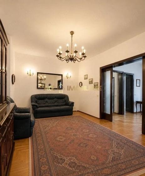 Apartament cu 3 camere decomandat, mobilat în Ultracentral