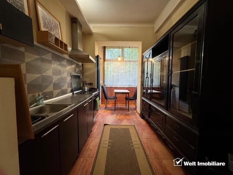 Apartament cu 2 camere semidecomandat, mobilat în Central