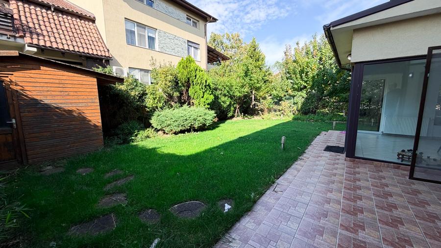 Duplex cu 5 camere cu Canalizare în Pipera