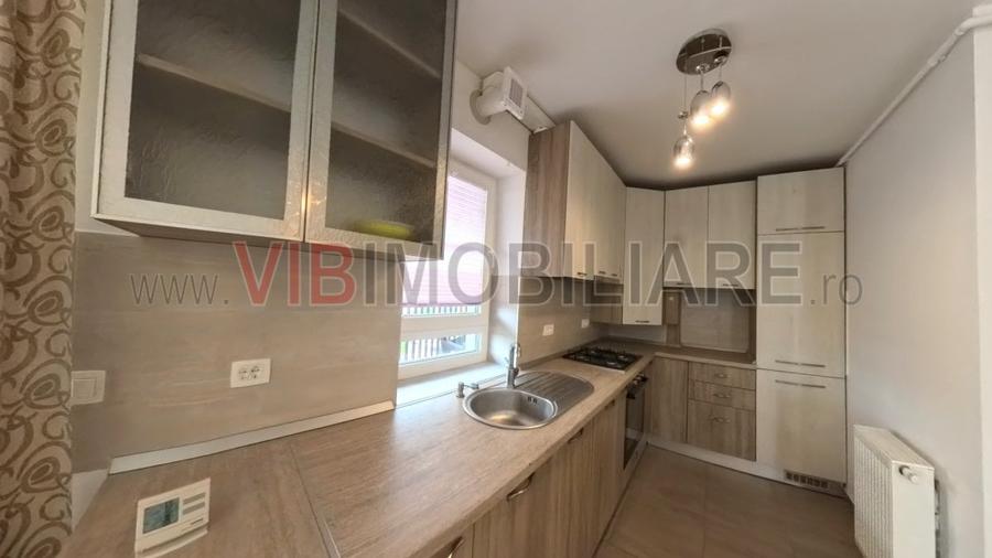 Apartament cu 2 camere semidecomandat, mobilat în Tractorul