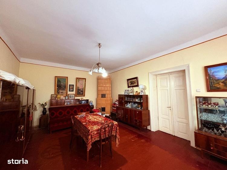 Casă cu 4 camere în Hașdeu