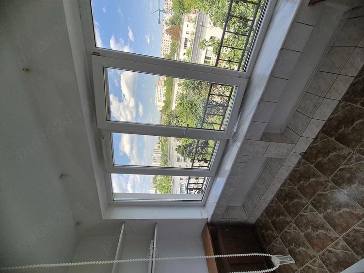 Apartament cu 2 camere decomandat în Titan