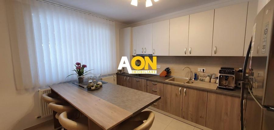 Duplex cu 4 camere cu Canalizare în Cetate