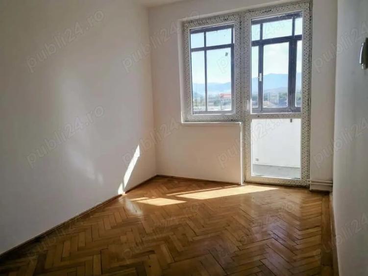 Apartament cu 3 camere decomandat în Ultracentral