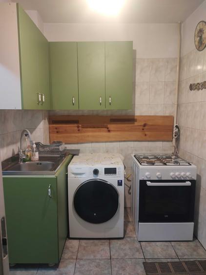 Apartament cu 2 camere semidecomandat în Brâncoveanu