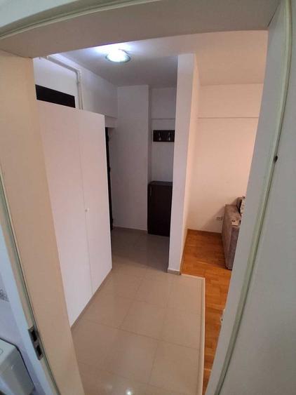 Garsonieră semidecomandată în Runcu