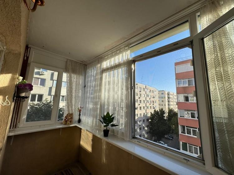 Apartament cu 2 camere decomandat în Colentina