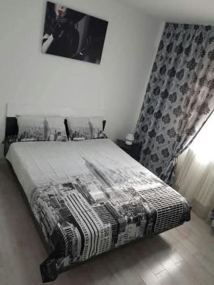 Apartament cu 2 camere semidecomandat în Exterior Vest