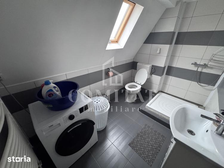 Apartament cu 3 camere semidecomandat în Central