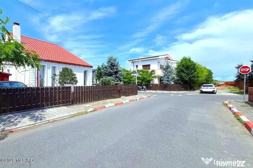 Casă cu 4 camere cu Teren 397 Mp în Cumpăna