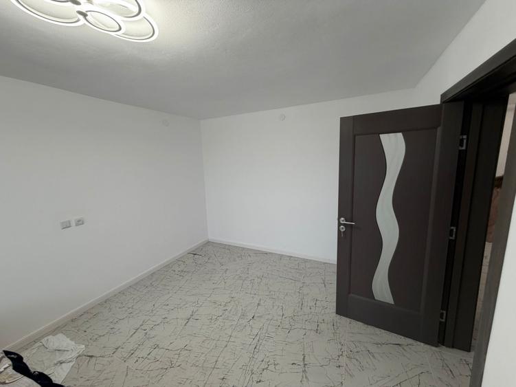 Apartament cu 3 camere semidecomandat în Șărmășag