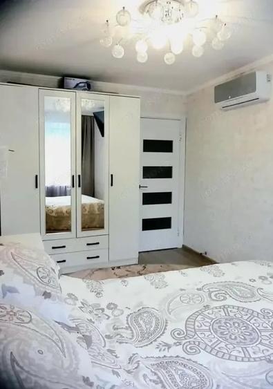 Apartament cu 2 camere decomandat în Traian