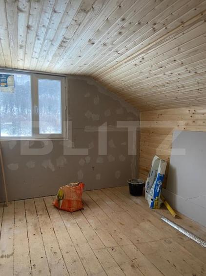 Casă individuală cu 4 camere cu Teren 1600 Mp în Tărlungeni