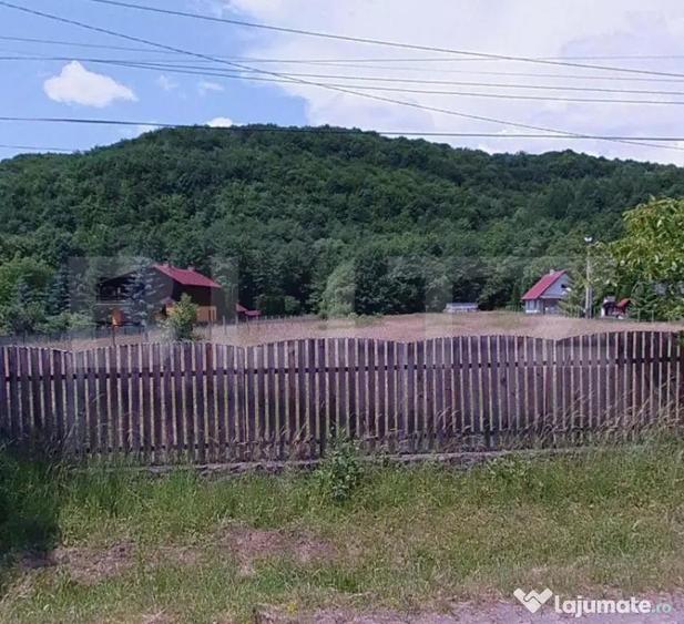 Teren în Eremitu