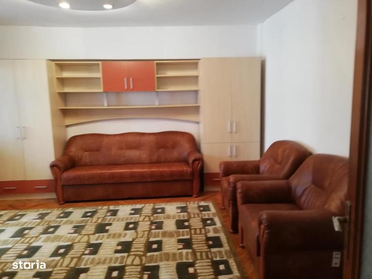 Apartament cu 2 camere decomandat în Câmpina