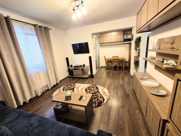 Apartament cu 2 camere semidecomandat în Central