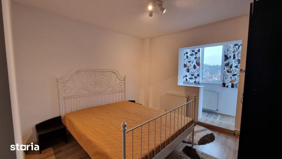 Apartament cu 3 camere decomandat, mobilat în Valea Cetății