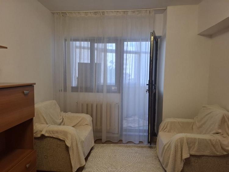 Garsonieră decomandată în Zimbru