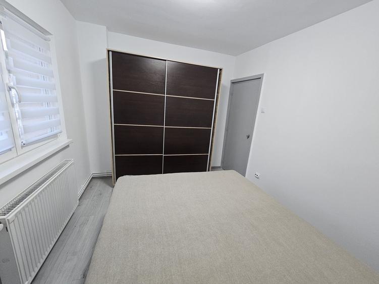 Apartament cu 2 camere decomandat în Răcădău