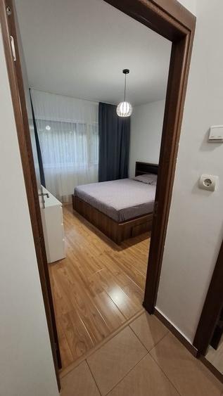 Apartament cu 2 camere decomandat în Runcu