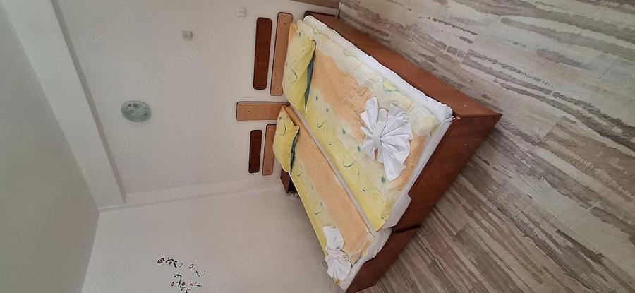 Casă cu 8 camere cu Teren 280 Mp în Predeal
