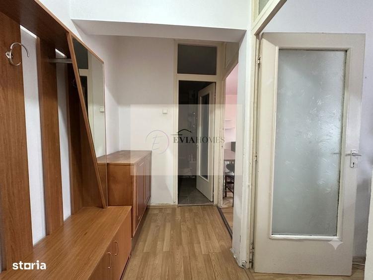 3 camere/2 bai/etaj intermediar/Zona Bibliotecii Octavian Goga - 9