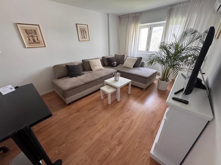 Apartament cu 2 camere decomandat, mobilat în Aviației