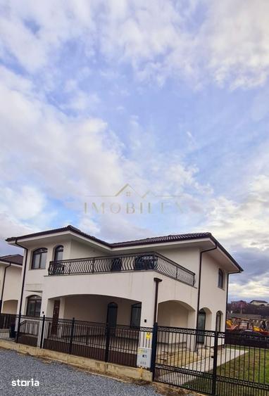 Casa individuala cu 4 camere + Garaj , zona linistita - 11