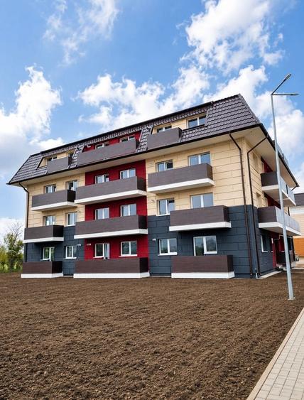 Apartament cu 3 camere decomandat în Sânpetru
