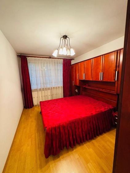 Apartament cu 3 camere decomandat, mobilat în Drumul Taberei