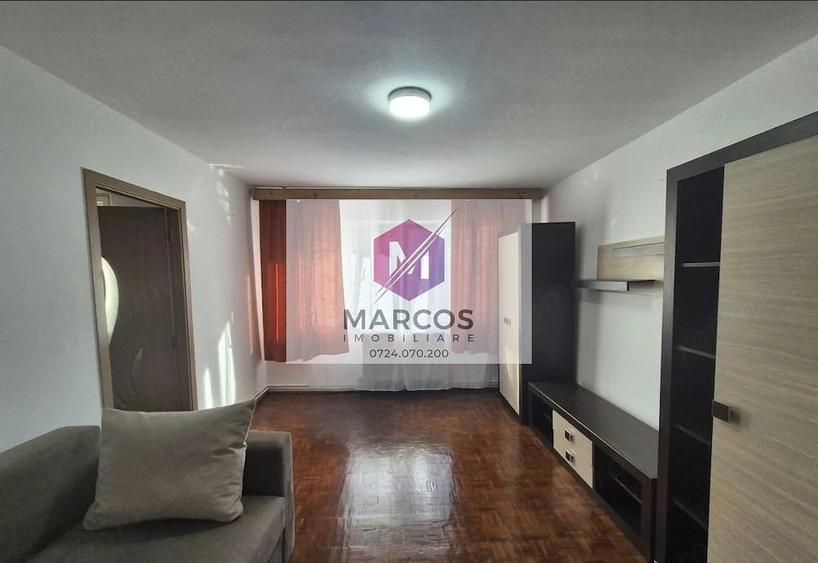 Apartament cu 2 camere semidecomandat în Cuptoare (Reșița)