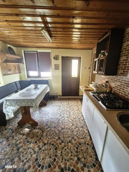 Casă cu 4 camere în Central