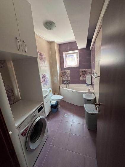 Apartament cu 2 camere decomandat în 1 Decembrie 1918
