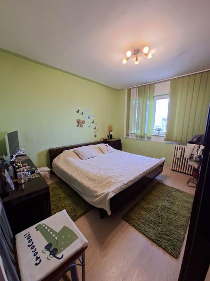 Apartament cu 3 camere în Tomis Nord