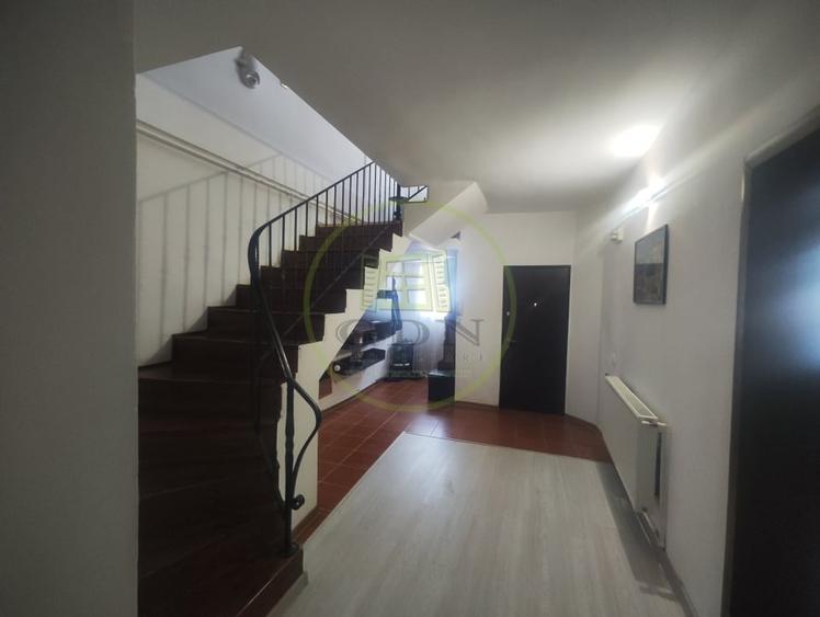 Casă individuală cu 4 camere cu Canalizare în George Enescu