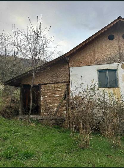 Teren de 3608 mp, în Șuta